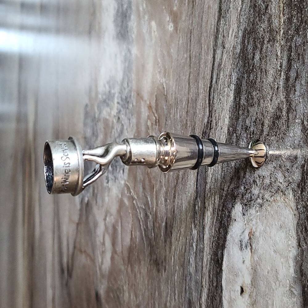 Wine cork holder & bottle stopper